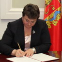 orlova podpisyvaet